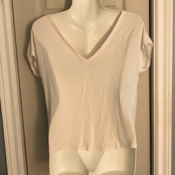 Zara White Tee - Picture 2 of 3